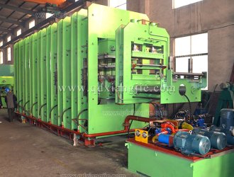 織物輸送帶生產(chǎn)線