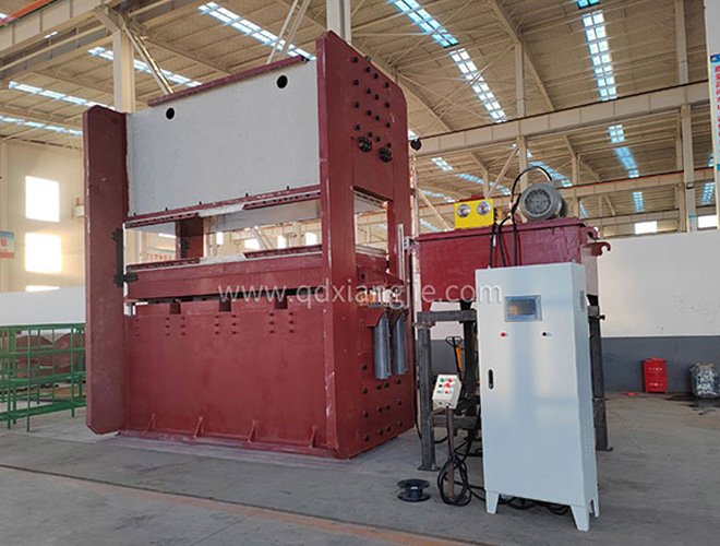 XLB-3500*1000側(cè)板式硫化機(jī)