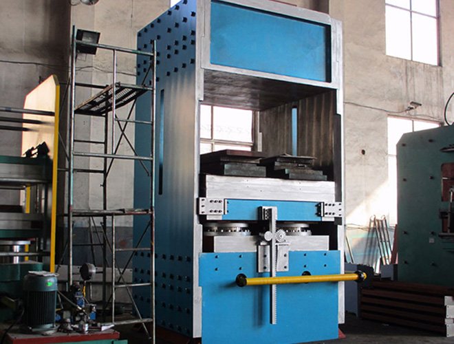 美國 訂購 XLB - 2000x2000-2000T側板式平板硫化機