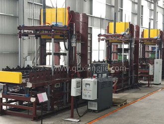 XLB-1250*1250/750T實(shí)心胎硫化機(jī)